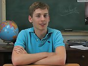 Twink pornstar Robbie Hart is sitting at a desk in a classroom and he's chatting all about his sexual experiences gay twinks in jock straps at Te